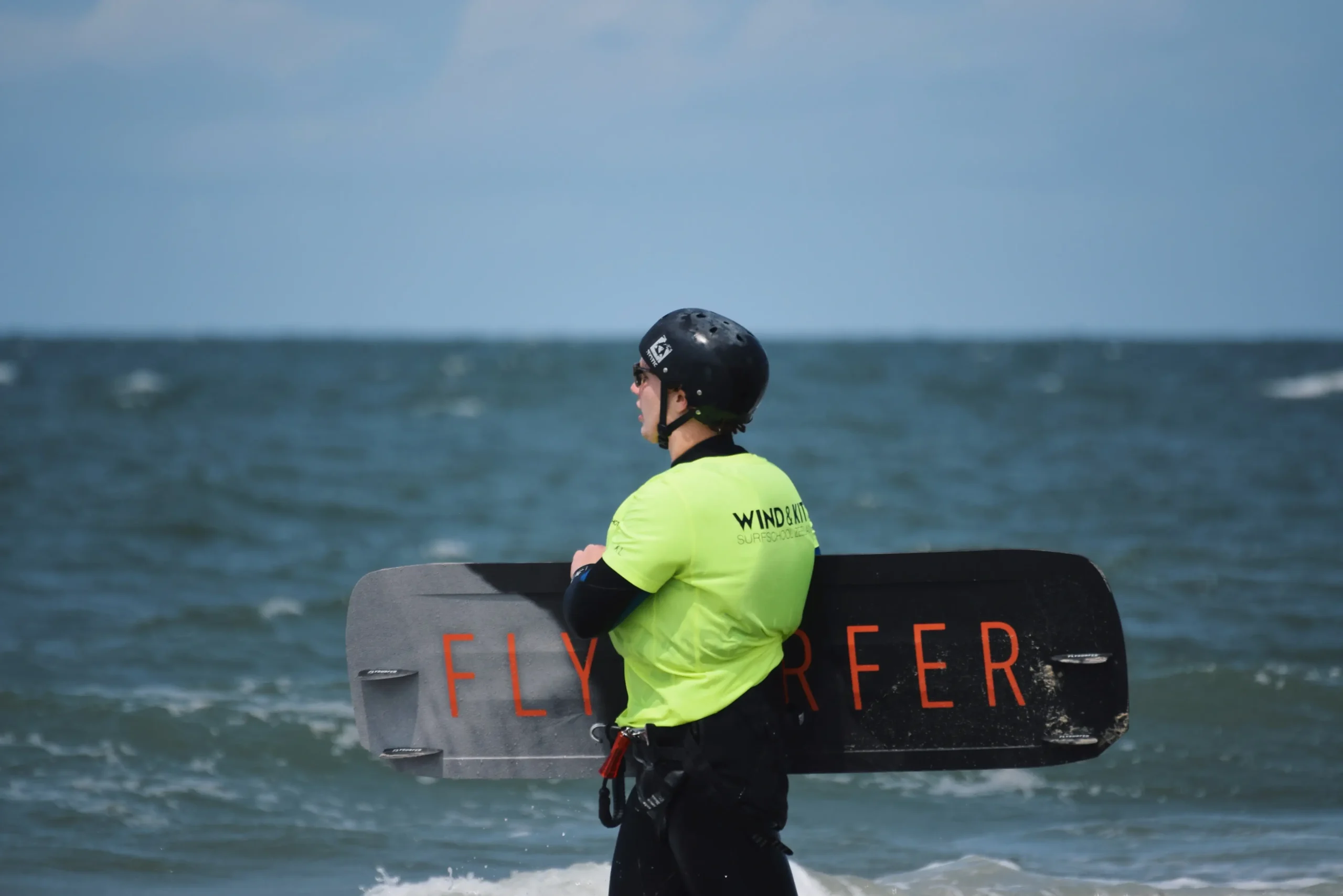 A156C123-C1E0-4B1A-B673-1850C0D2345D